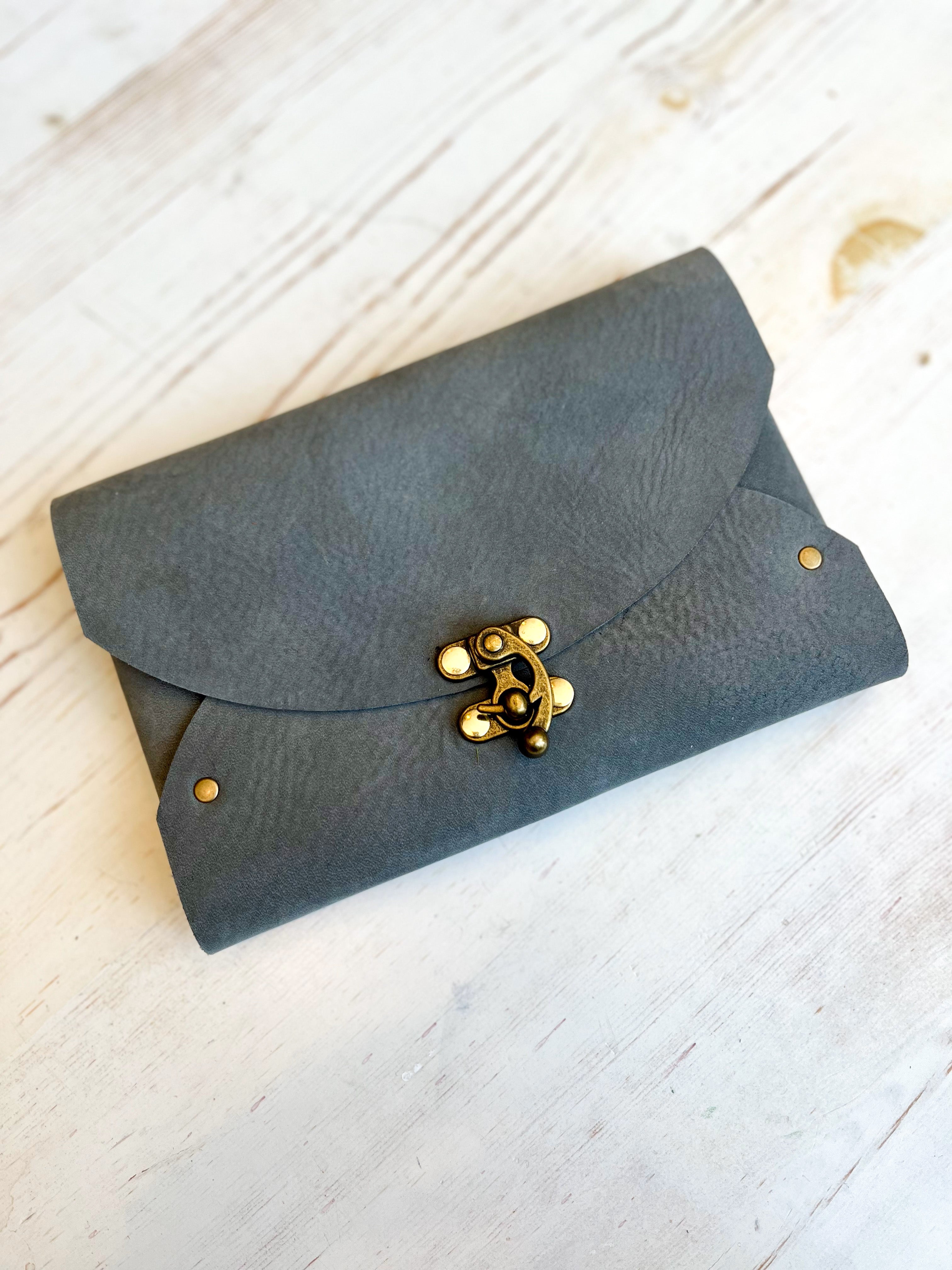 Envelope Clutch